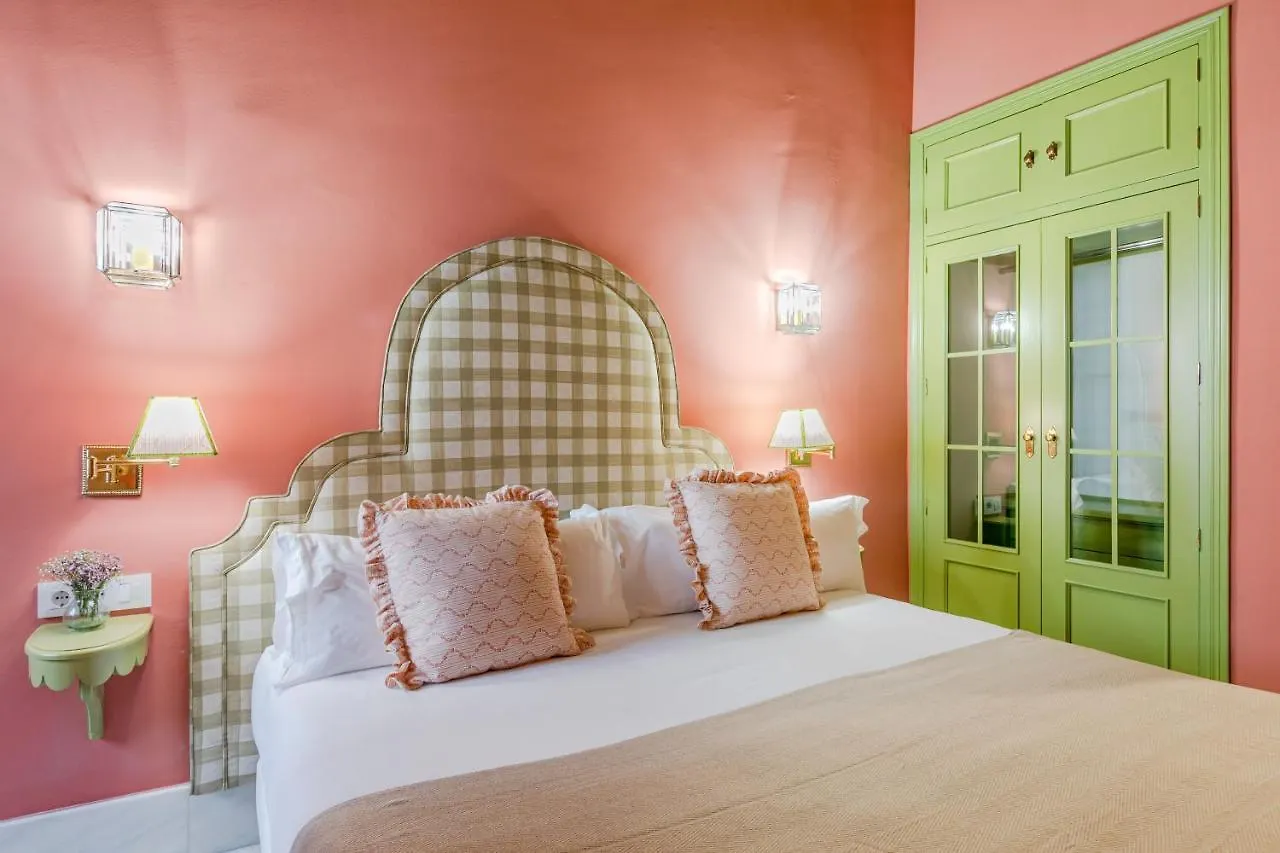 Nuea Giralda Hotel Seville 2*,
