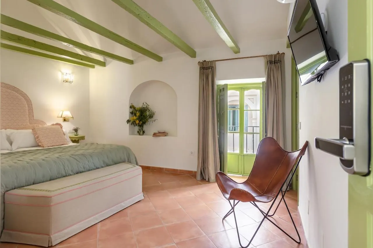 Nuea Giralda Hotel Sevilla 2*,