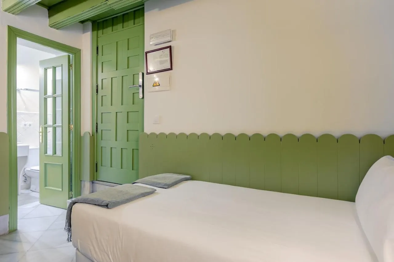 Nuea Giralda Hotel Sevilla