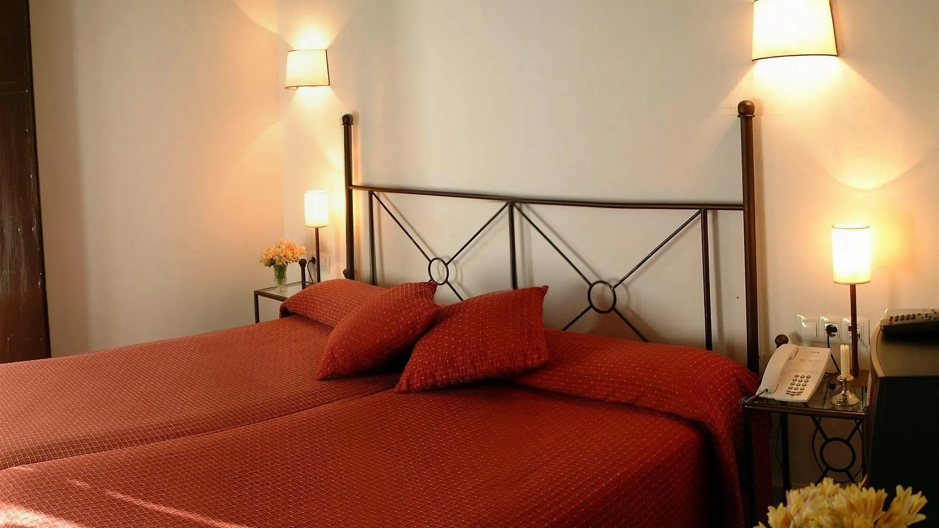 Nuea Giralda Hotel Sevilla 2*,  Spanje
